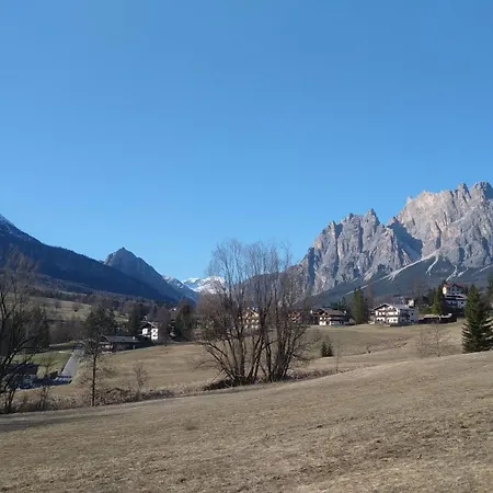 Croda With Large Panoramic Terrace And Private Garage *
