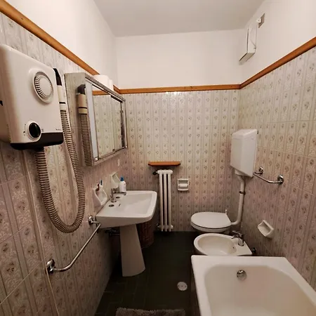 Croda With Large Panoramic Terrace And Private Garage *